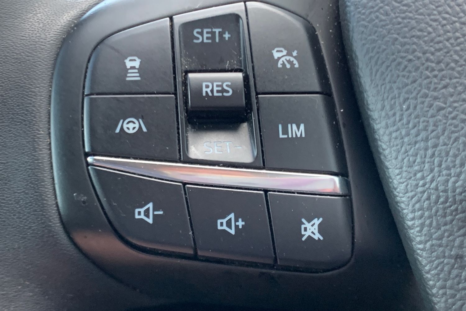 Used Ford Kuga 2022 for sale - 76618402: Photo 18