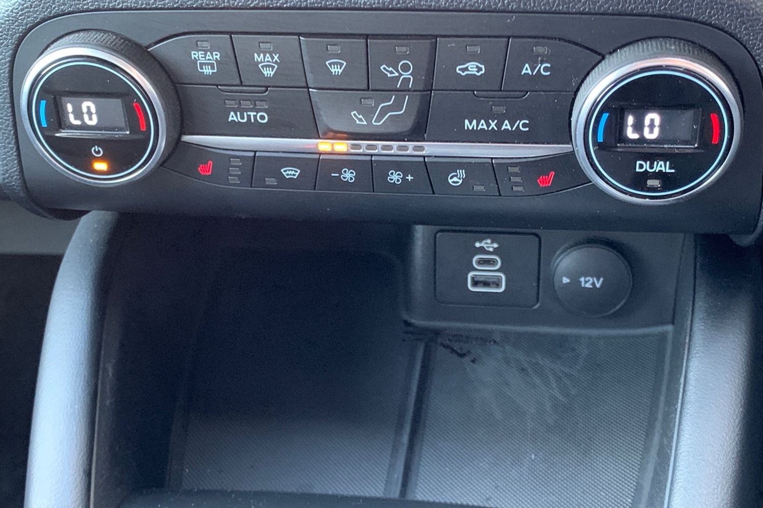 Used Ford Kuga 2022 for sale - 76618402: Photo 27