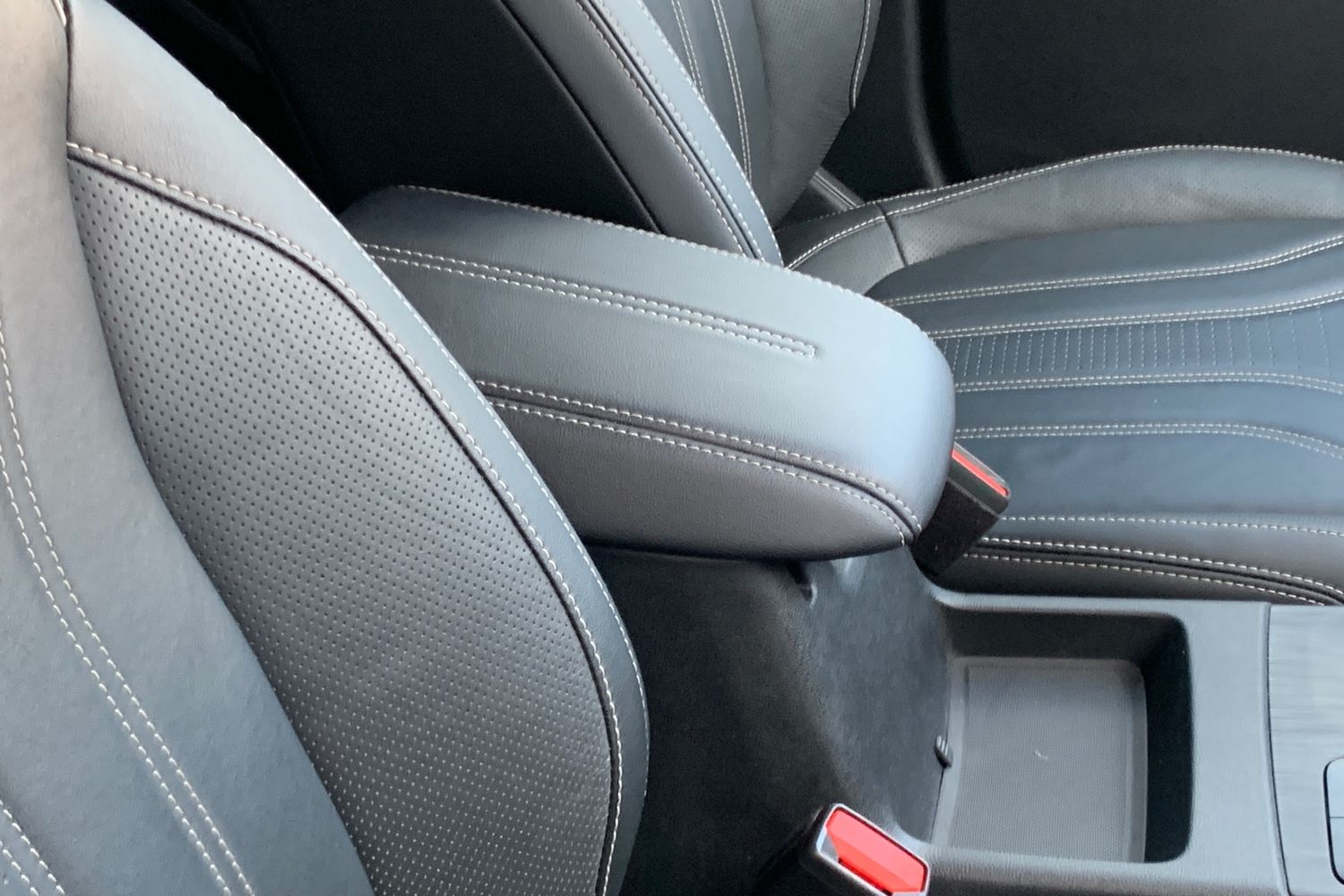 Used Ford Kuga 2022 for sale - 76618402: Photo 35