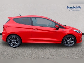 Used Ford Fiesta 2018 for sale - 77460982: Photo