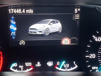 Used Ford Fiesta 2018 for sale - 77460982: Photo