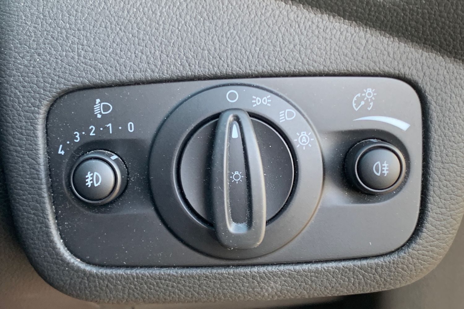 Used Ford Kuga 2019 for sale - 76383051: Photo 32