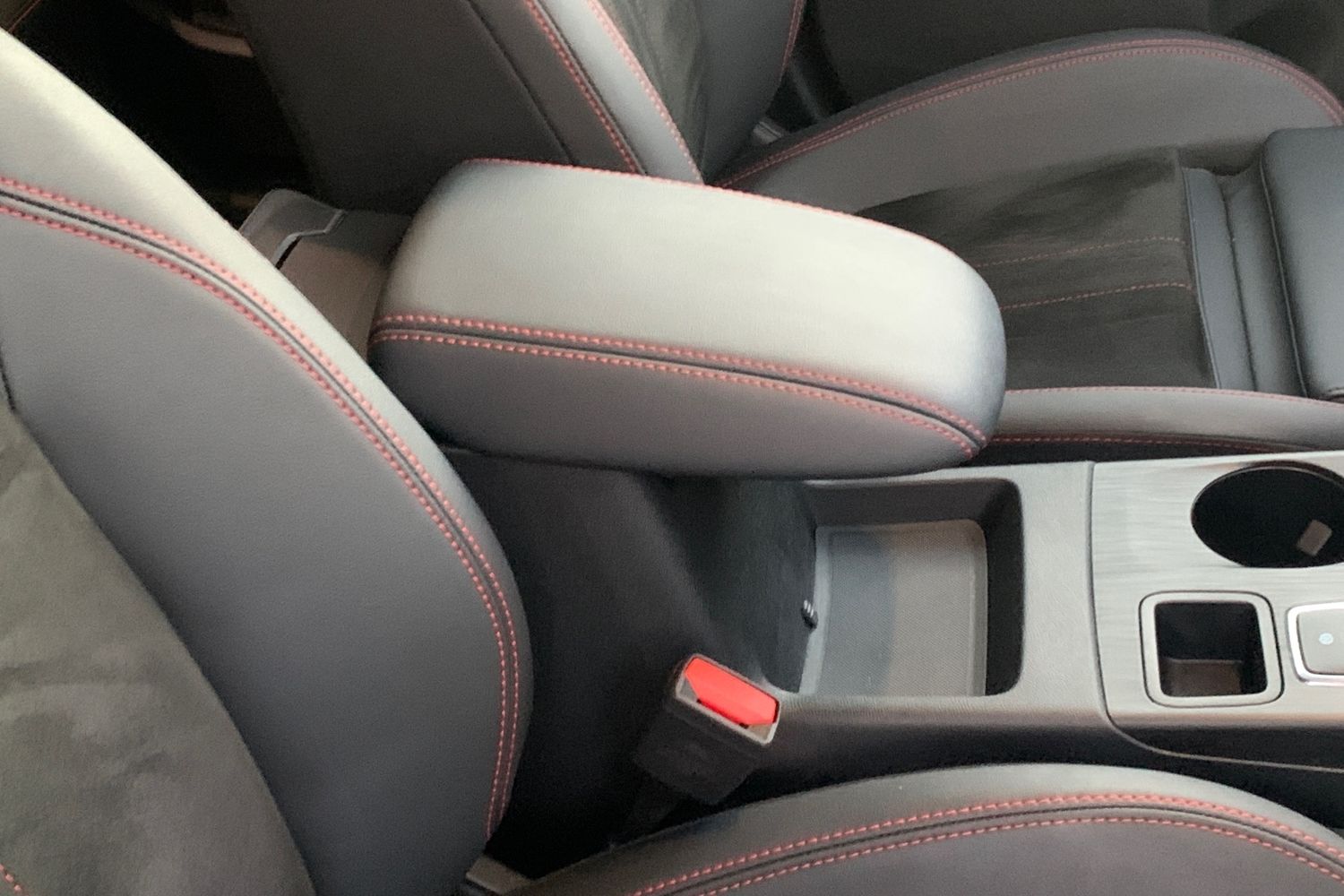 Used Ford Kuga 2025 for sale - 76682211: Photo 32