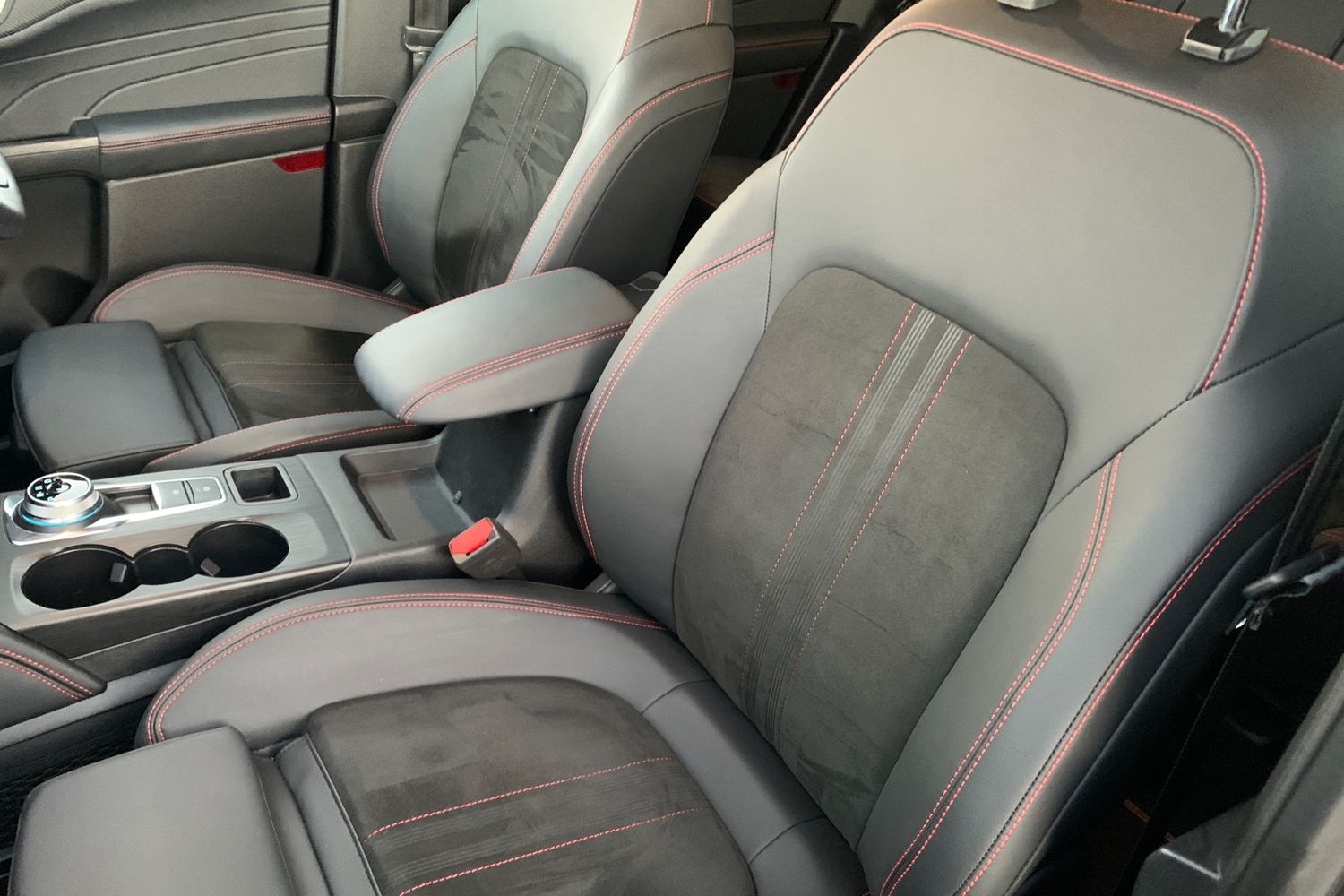 Used Ford Kuga 2025 for sale - 76682211: Photo 35