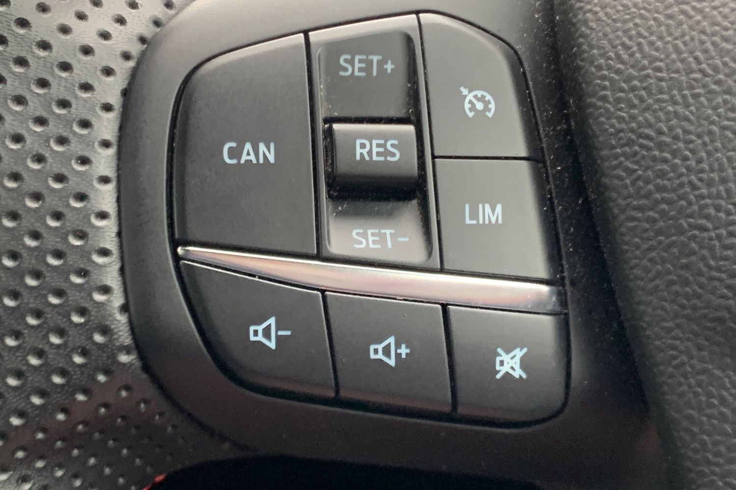 Used Ford Puma 2023 for sale - 77889146: Photo 32