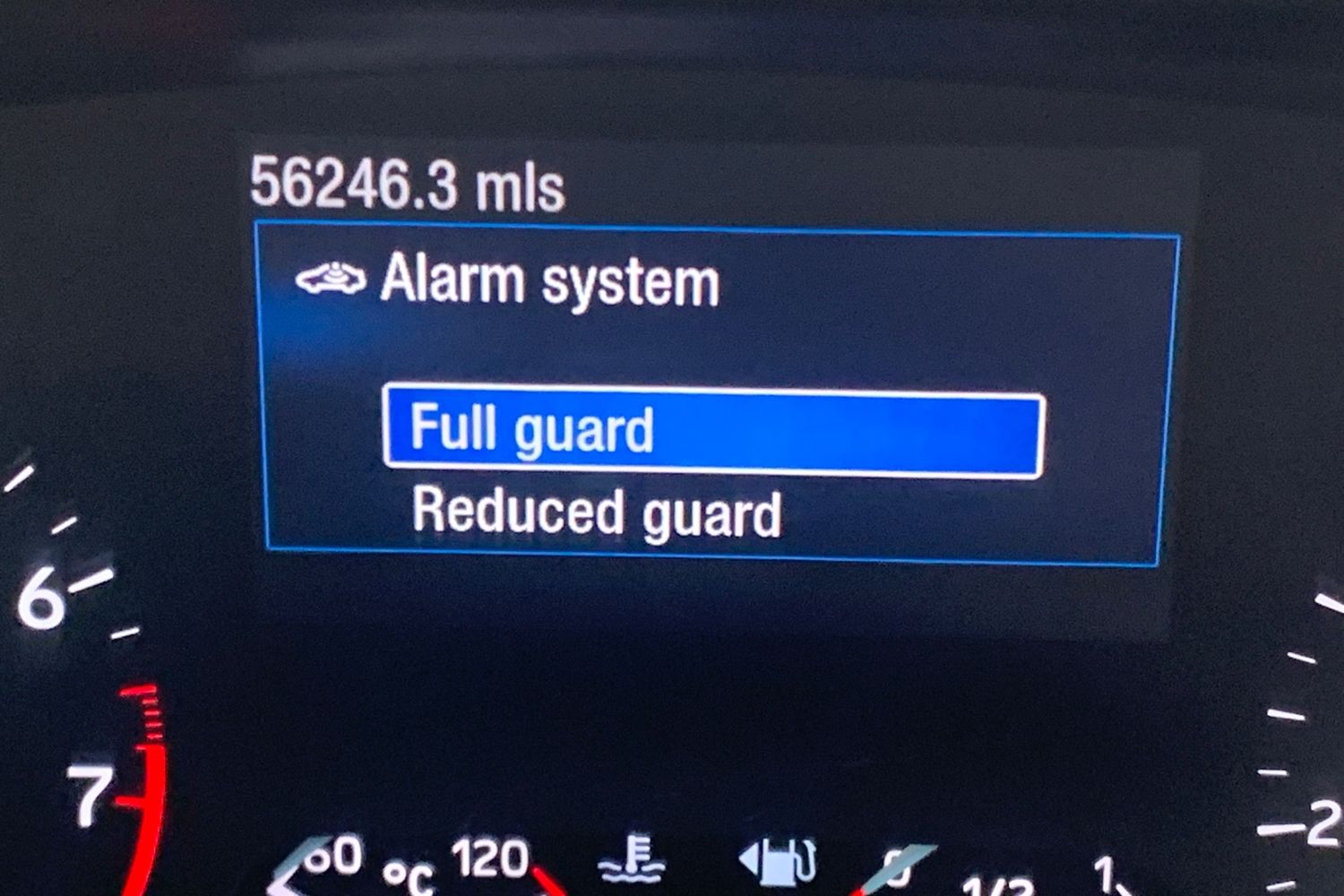 Used Ford Focus 2018 for sale - 76492047: Photo 3