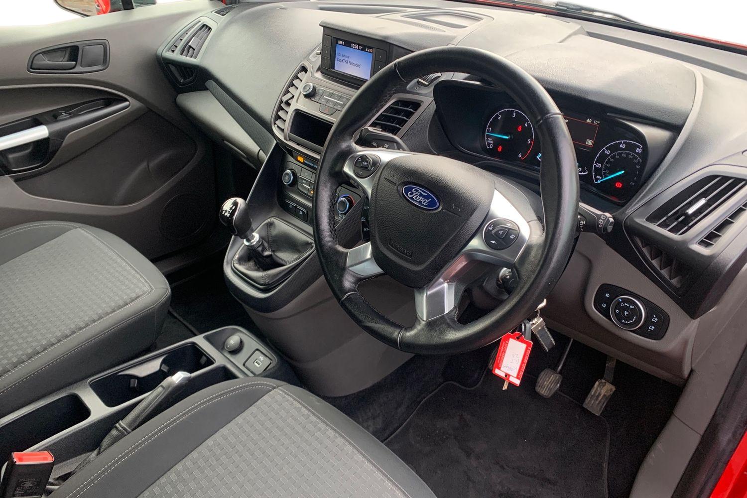 Used Ford Grand Tourneo Connect 2020 for sale - 76946657: Photo 10