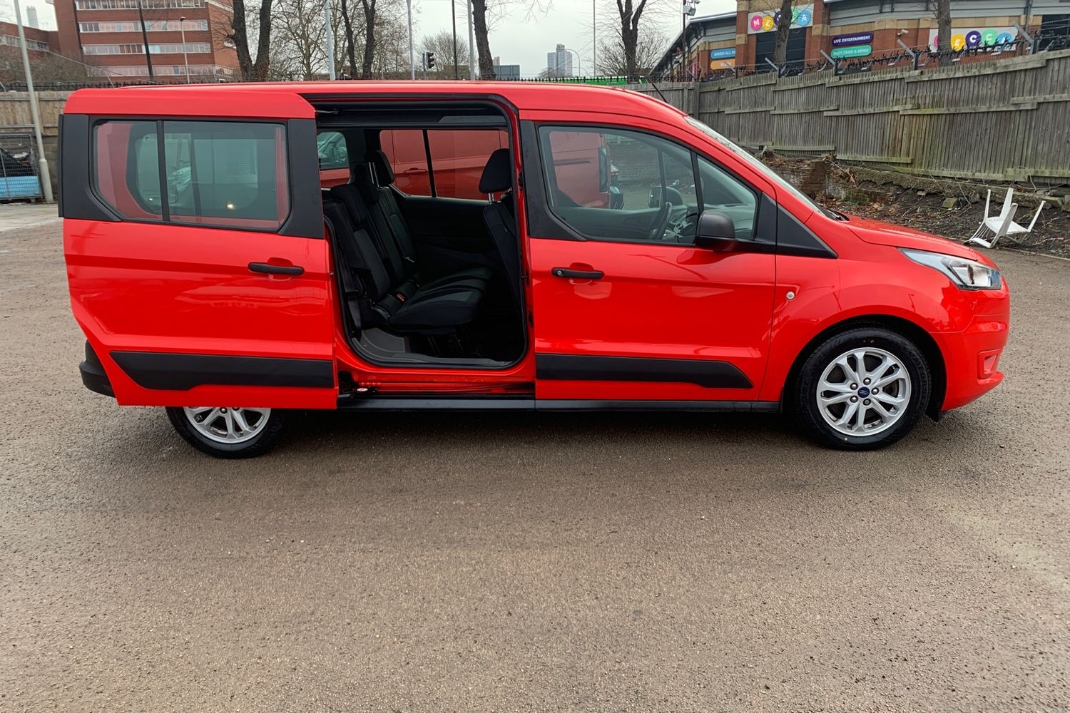 Used Ford Grand Tourneo Connect 2020 for sale - 76946657: Photo 19