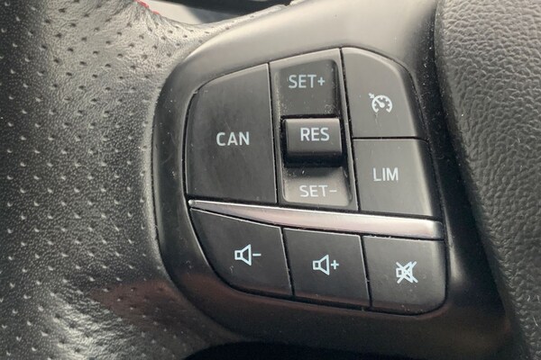 Used Ford Focus 2020 for sale - 76257959: Photo 32