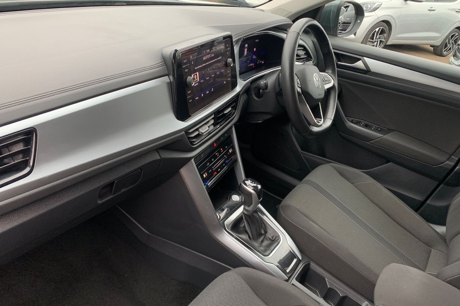 Used Volkswagen T-Roc 2024 for sale - 77283690: Photo 14