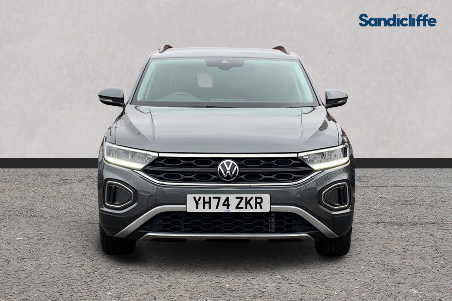 Used Volkswagen T-Roc 2024 for sale - 77283690: Photo 2