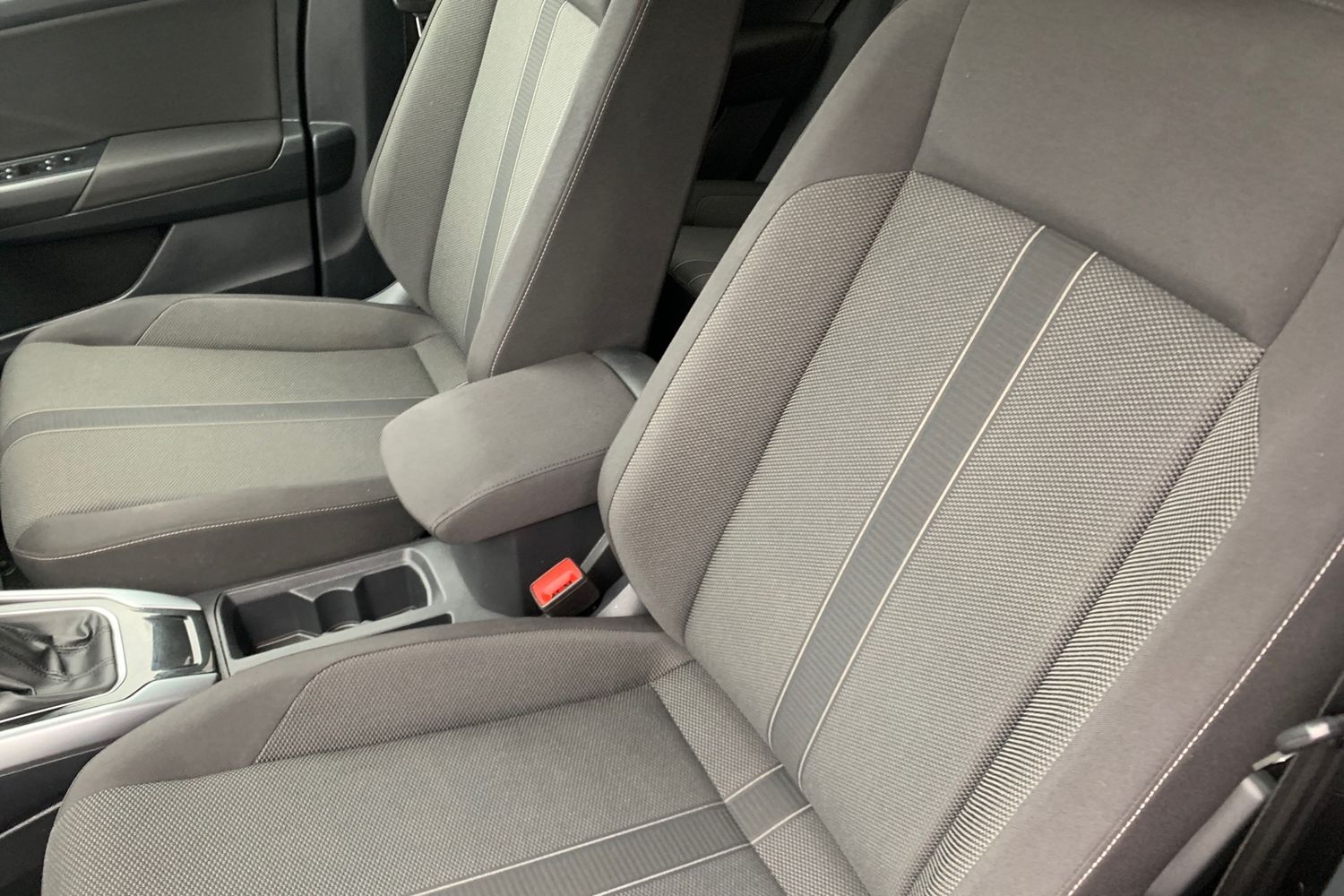 Used Volkswagen T-Roc 2024 for sale - 77283690: Photo 37