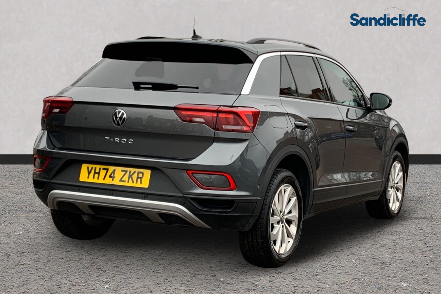 Used Volkswagen T-Roc 2024 for sale - 77283690: Photo 4