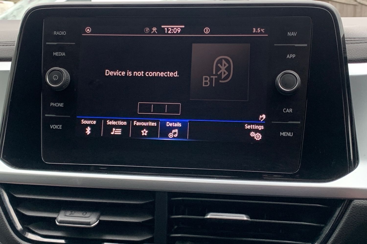 Used Volkswagen T-Roc 2024 for sale - 77283690: Photo 43