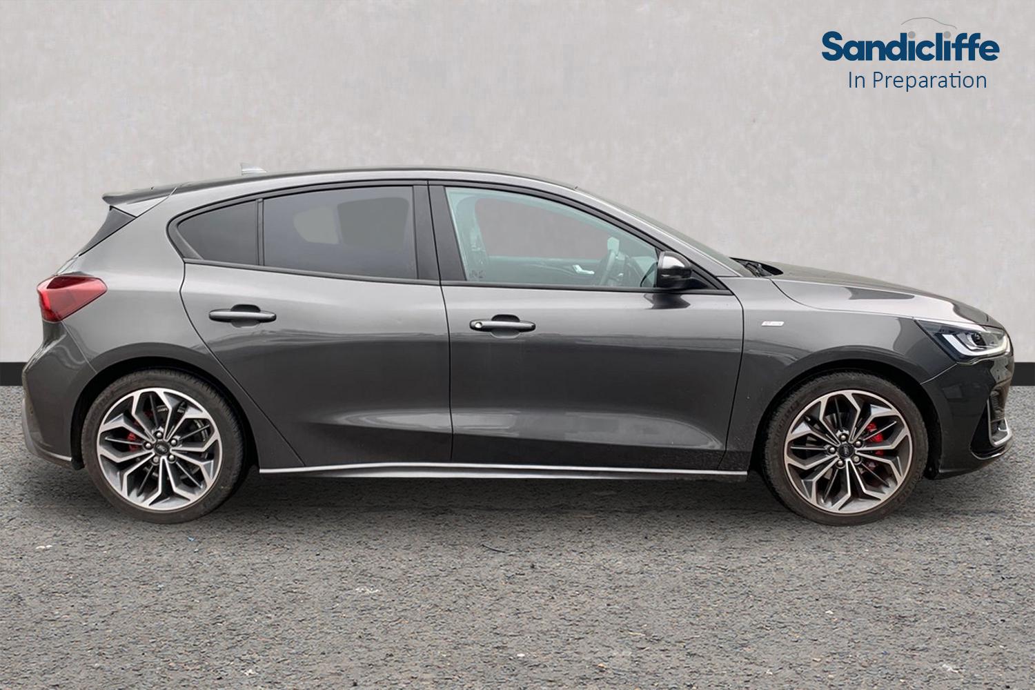 Used Ford Focus 2022 for sale - 77605082: Photo 2