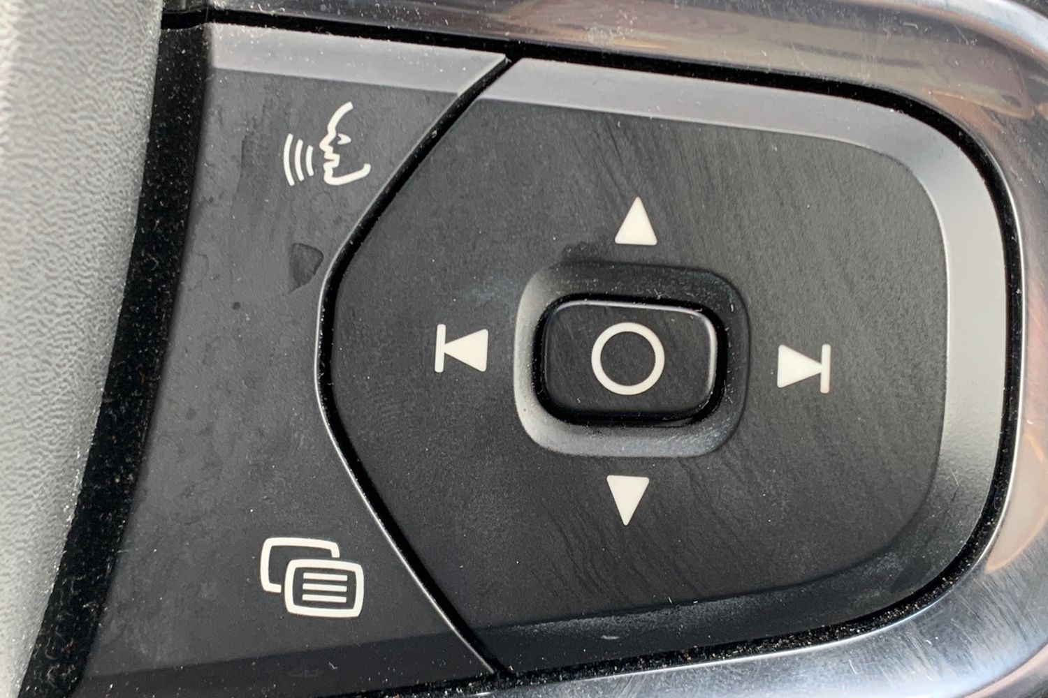 Used Volvo XC40 2020 for sale - 78178255: Photo 29