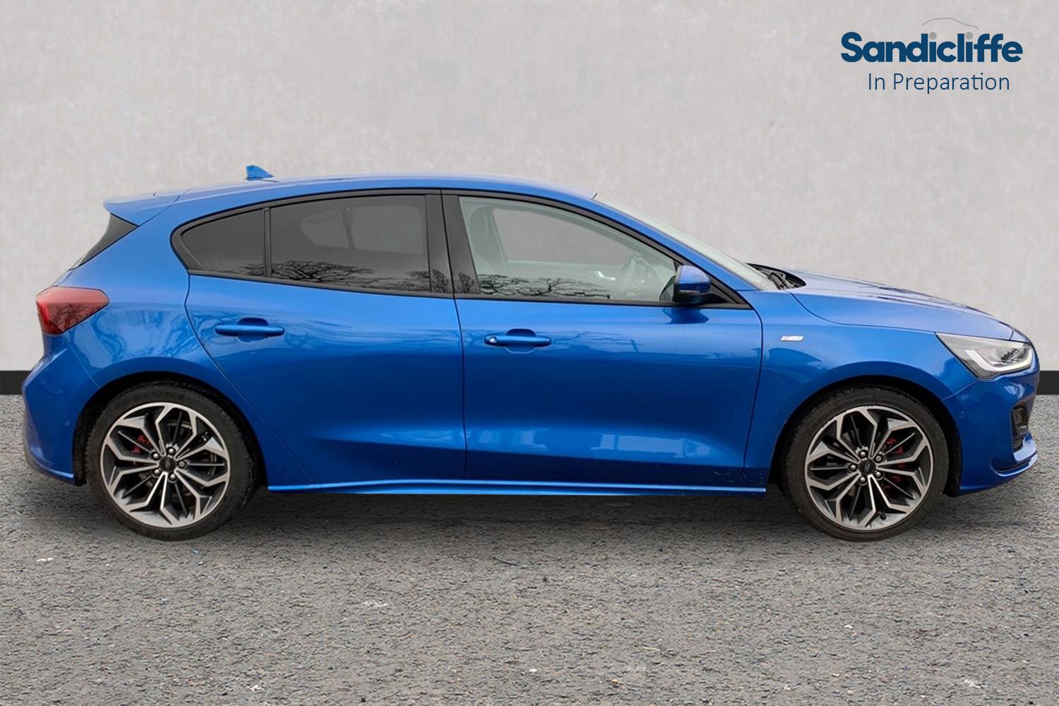 Used Ford Focus 2023 for sale - 77502435: Photo 2