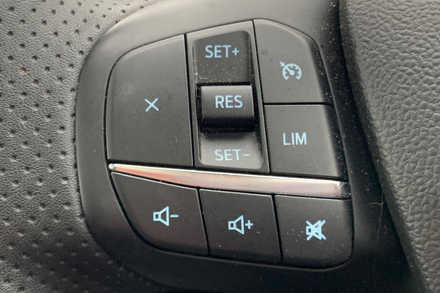 Used Ford Kuga 2022 for sale - 77034269: Photo 32