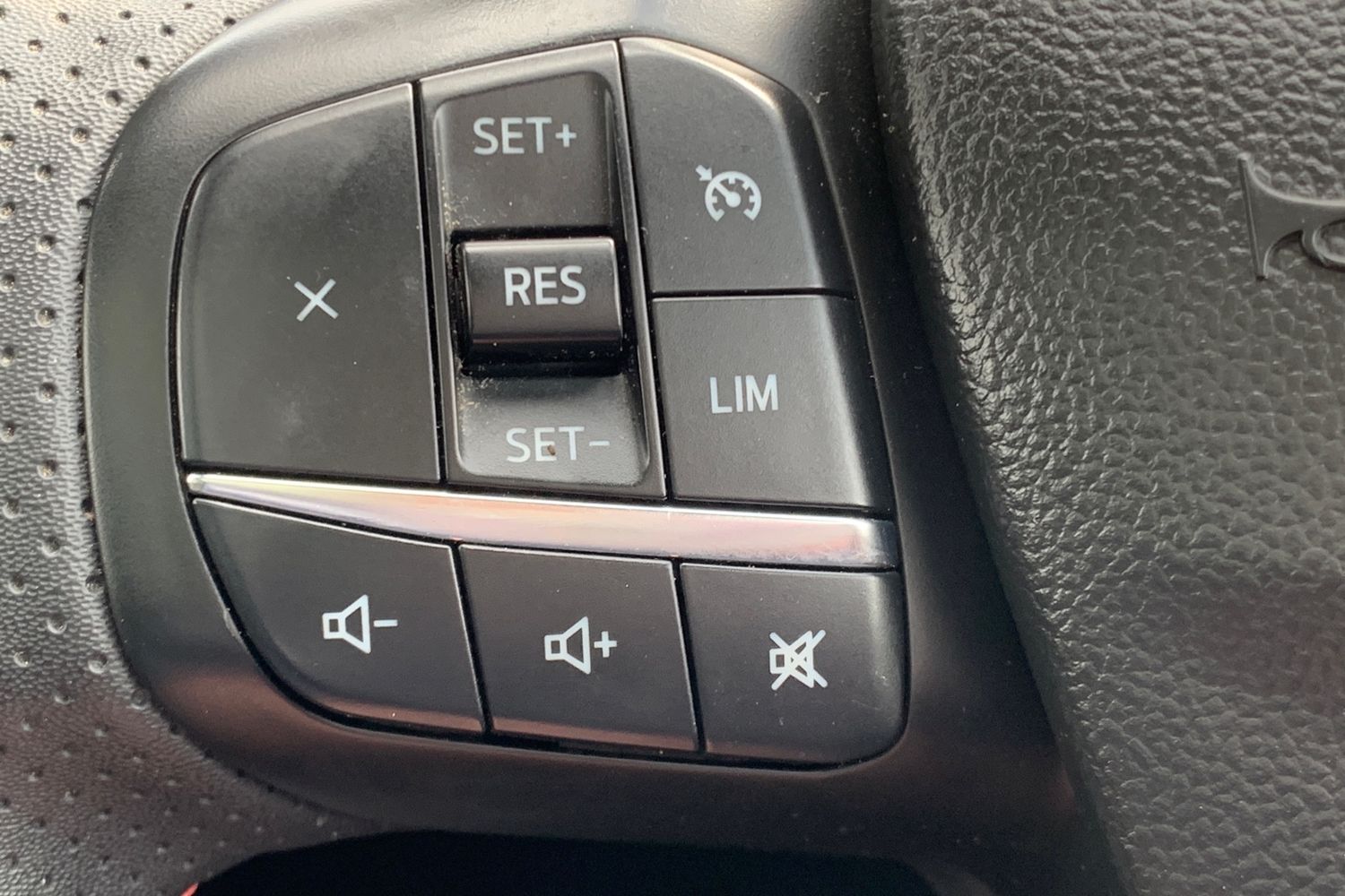 Used Ford Kuga 2023 for sale - 77873222: Photo 24