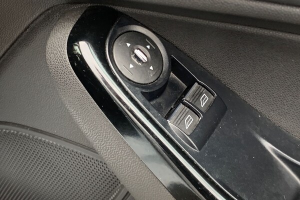 Used Ford Fiesta 2014 for sale - 76288505: Photo 16