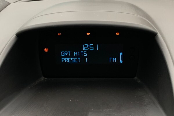 Used Ford Fiesta 2014 for sale - 76288505: Photo 28