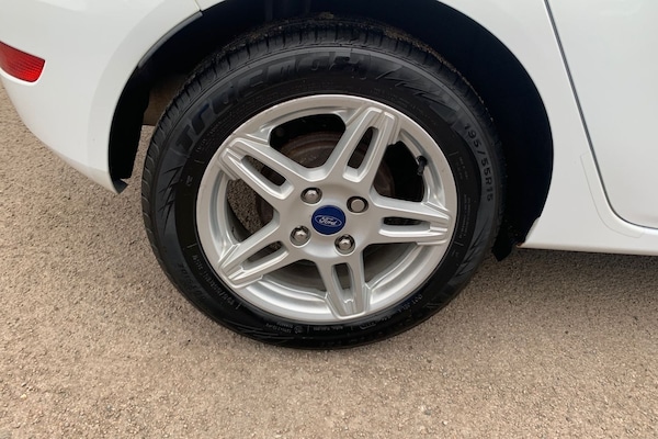 Used Ford Fiesta 2014 for sale - 76288505: Photo 9