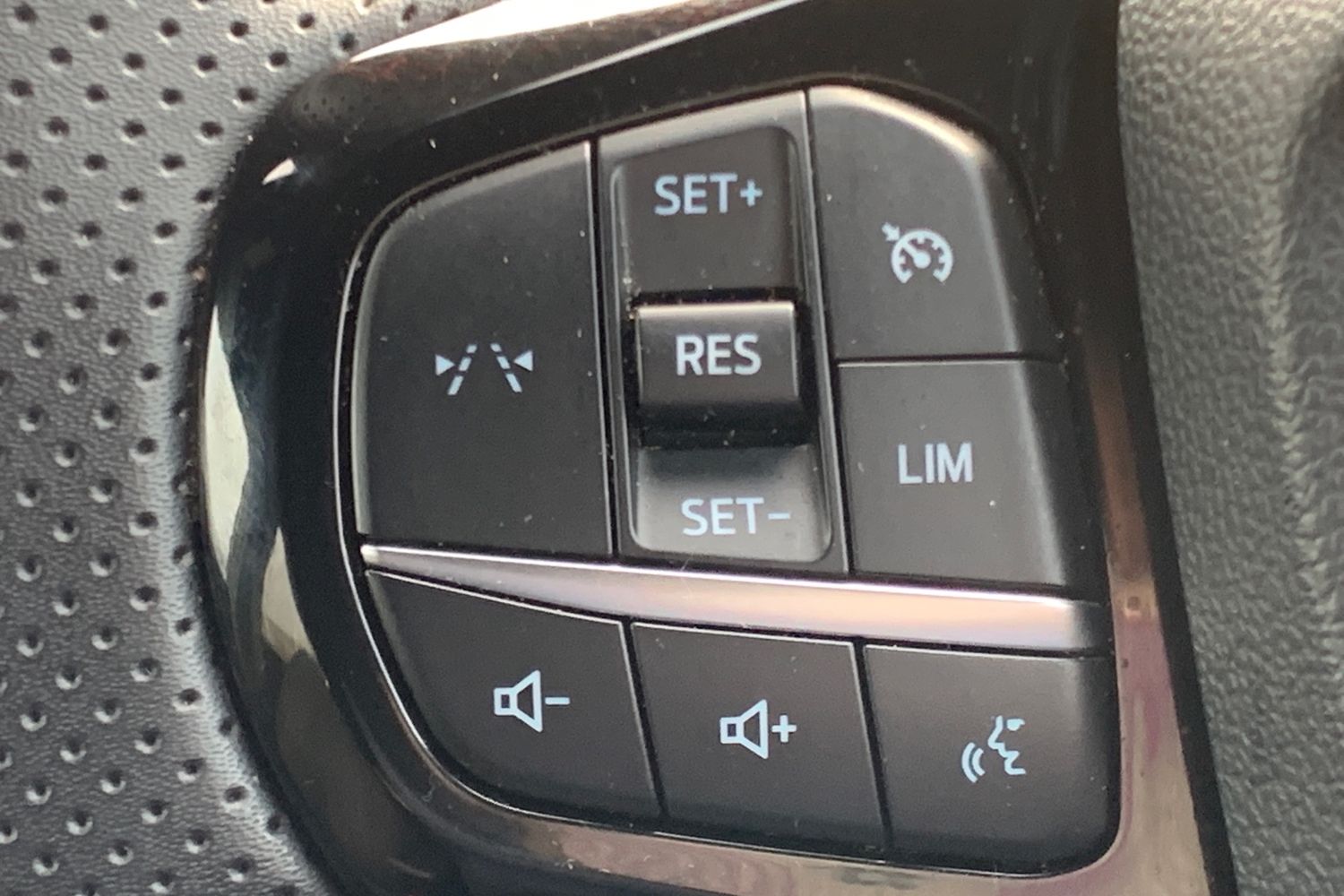 Used Ford Puma 2025 for sale - 76319031: Photo 22