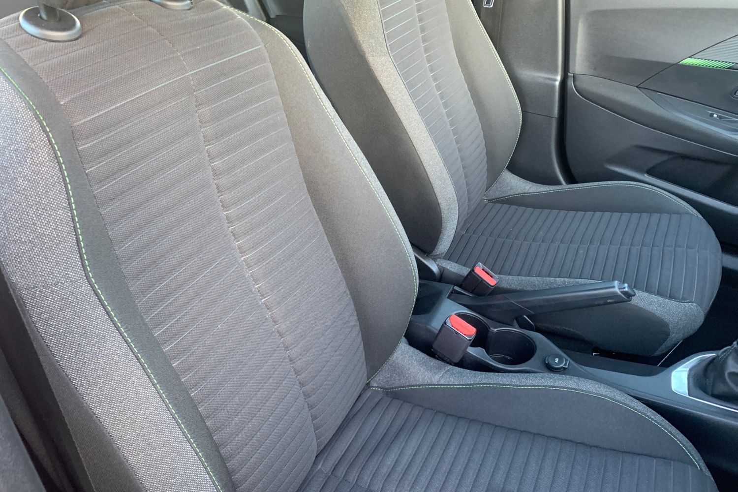 Used Peugeot 2008 2024 for sale - 76980673: Photo 25