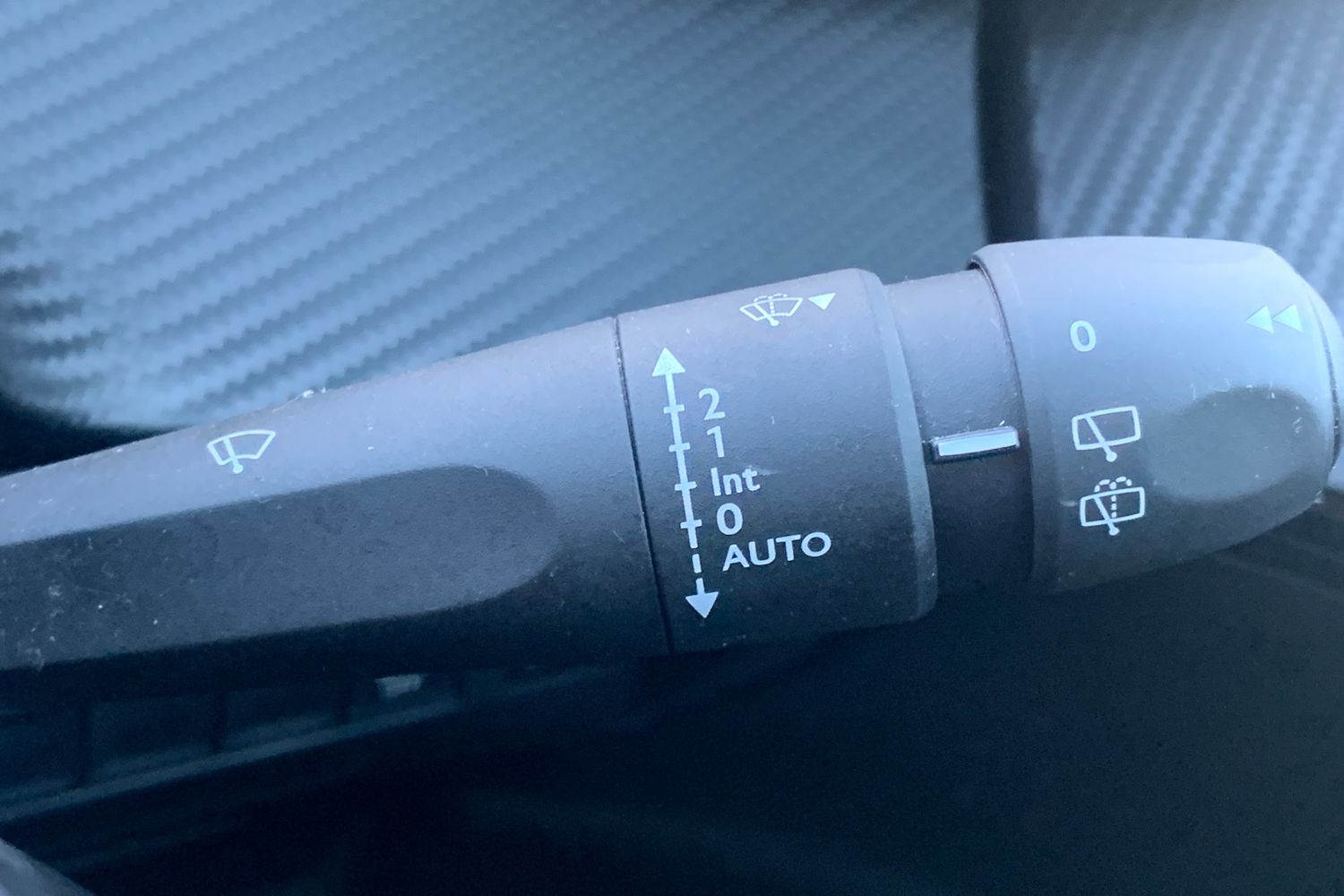 Used Peugeot 2008 2024 for sale - 76980673: Photo 37