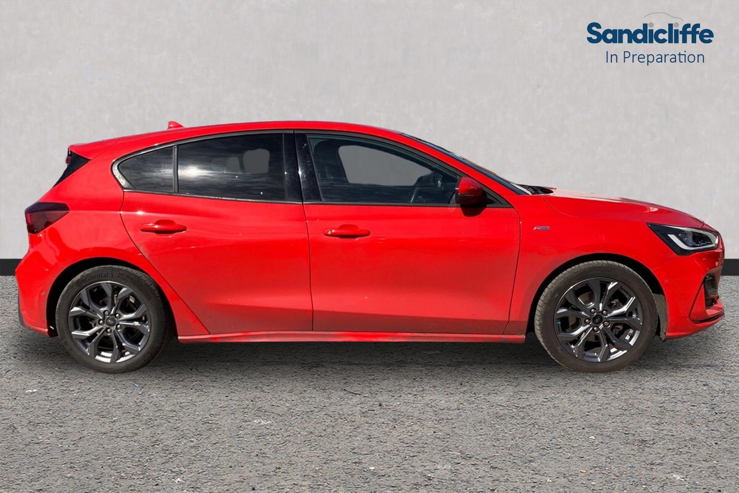 Used Ford Focus 2023 for sale - 77917180: Photo 2