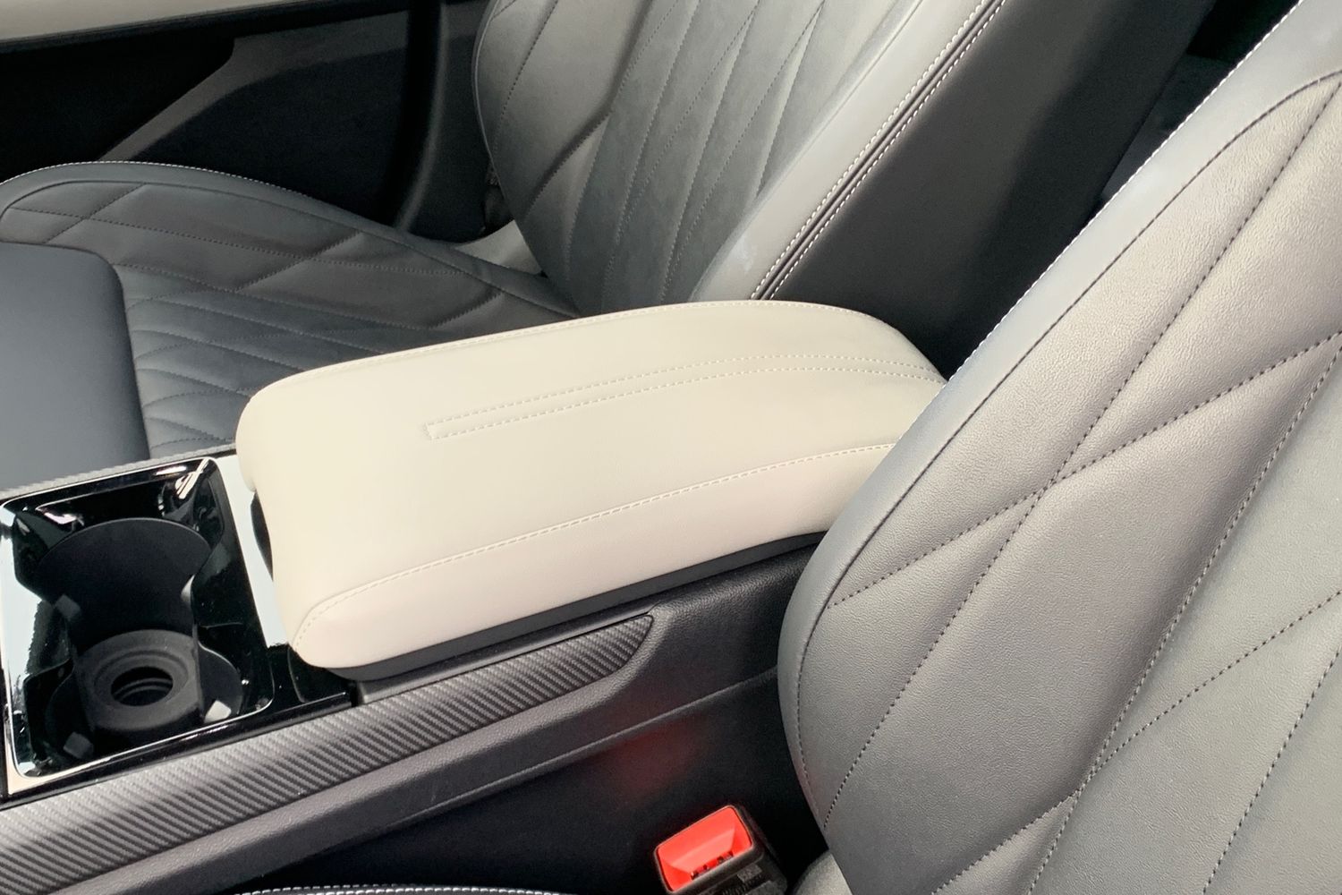 Used Ford Capri 2024 for sale - 76694229: Photo 31