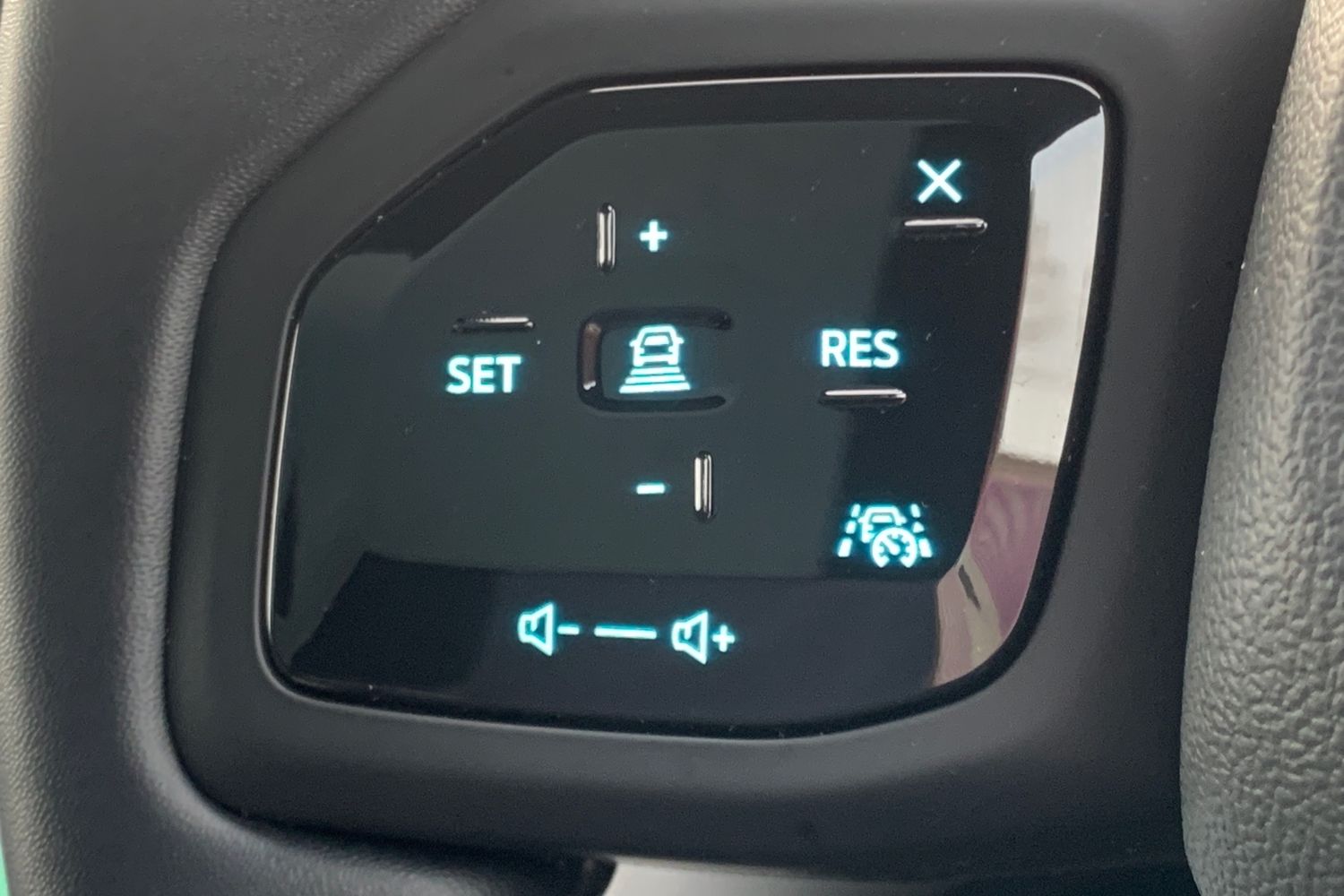 Used Ford Capri 2024 for sale - 76694229: Photo 37