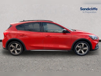 Used Ford Focus 2021 for sale - 77530123: Photo