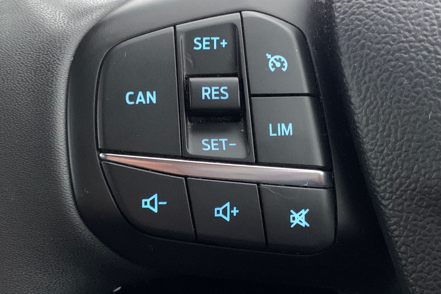 Used Ford Focus 2023 for sale - 77460977: Photo 38