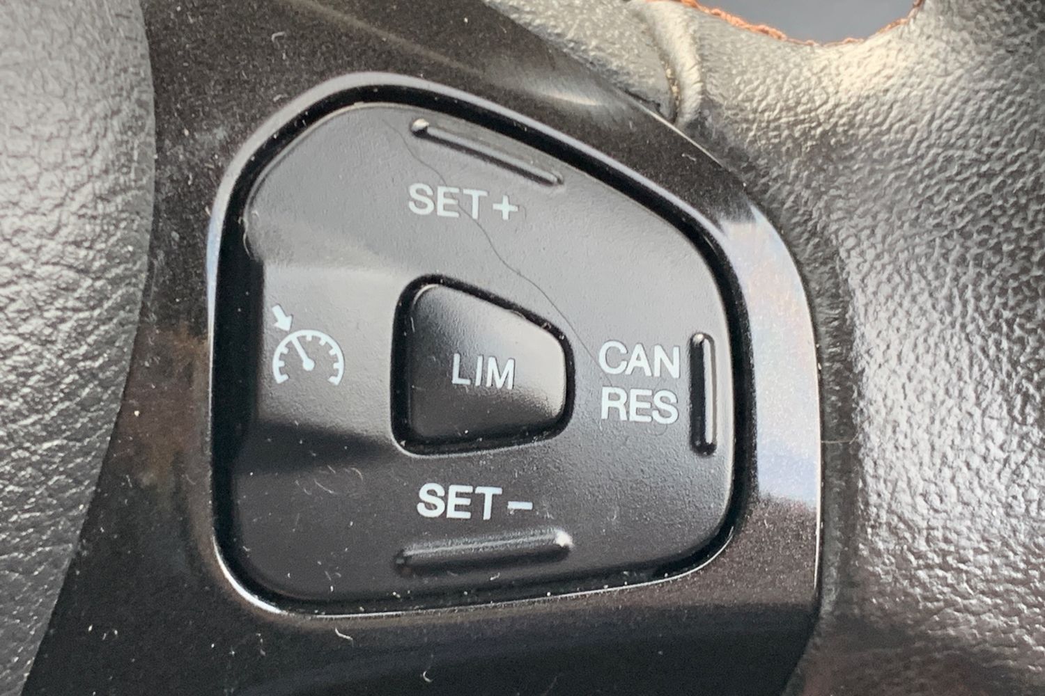 Used Ford Ka+ 2018 for sale - 76450198: Photo 26