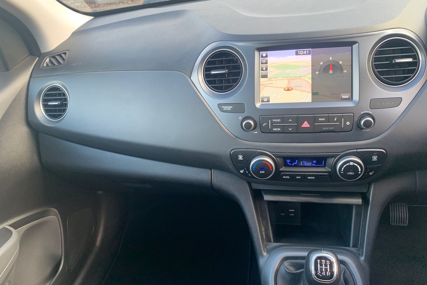 Used Hyundai i10 2019 for sale - 76559641: Photo 24