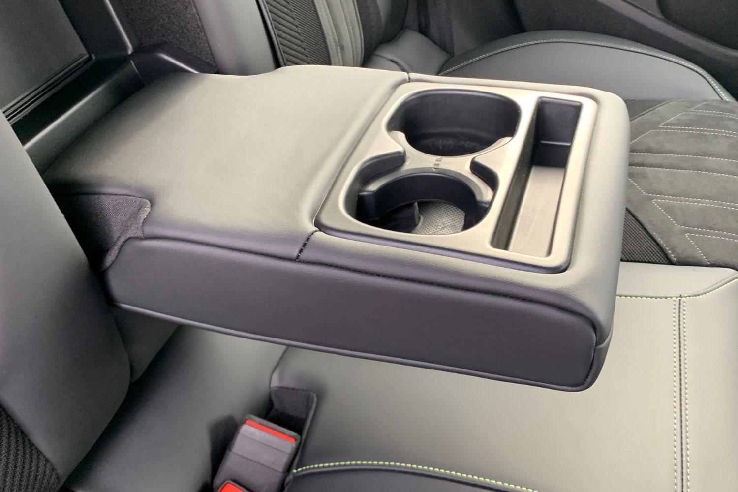 Used Peugeot 408 2024 for sale - 77730789: Photo 34