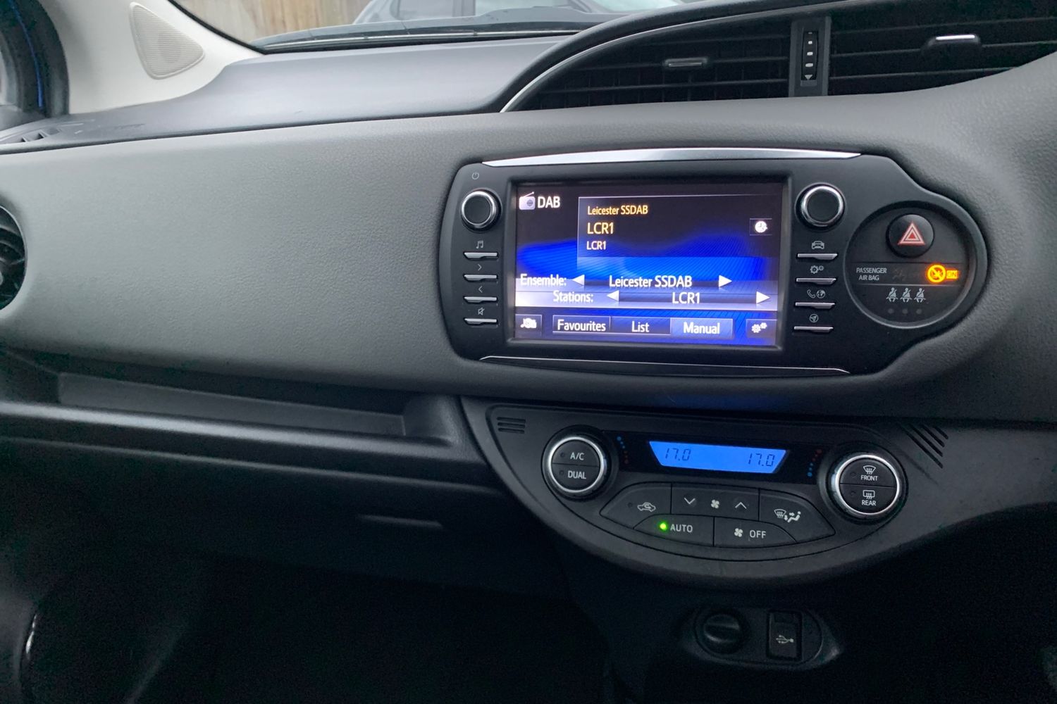 Used Toyota Yaris 2019 for sale - 76763120: Photo 19