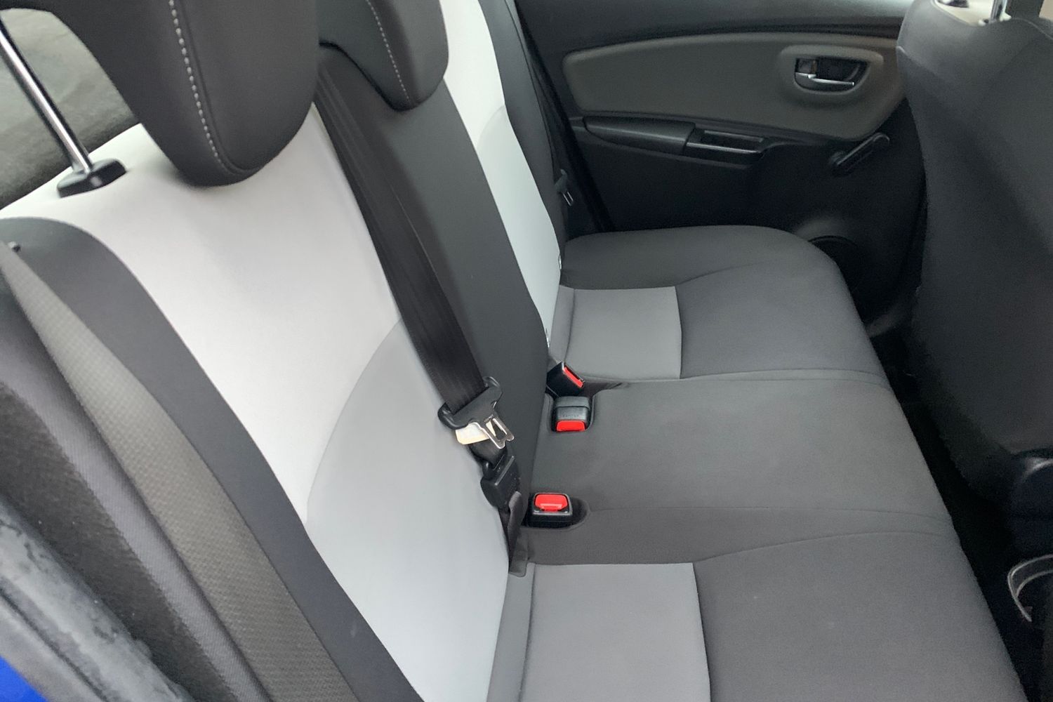 Used Toyota Yaris 2019 for sale - 76763120: Photo 29