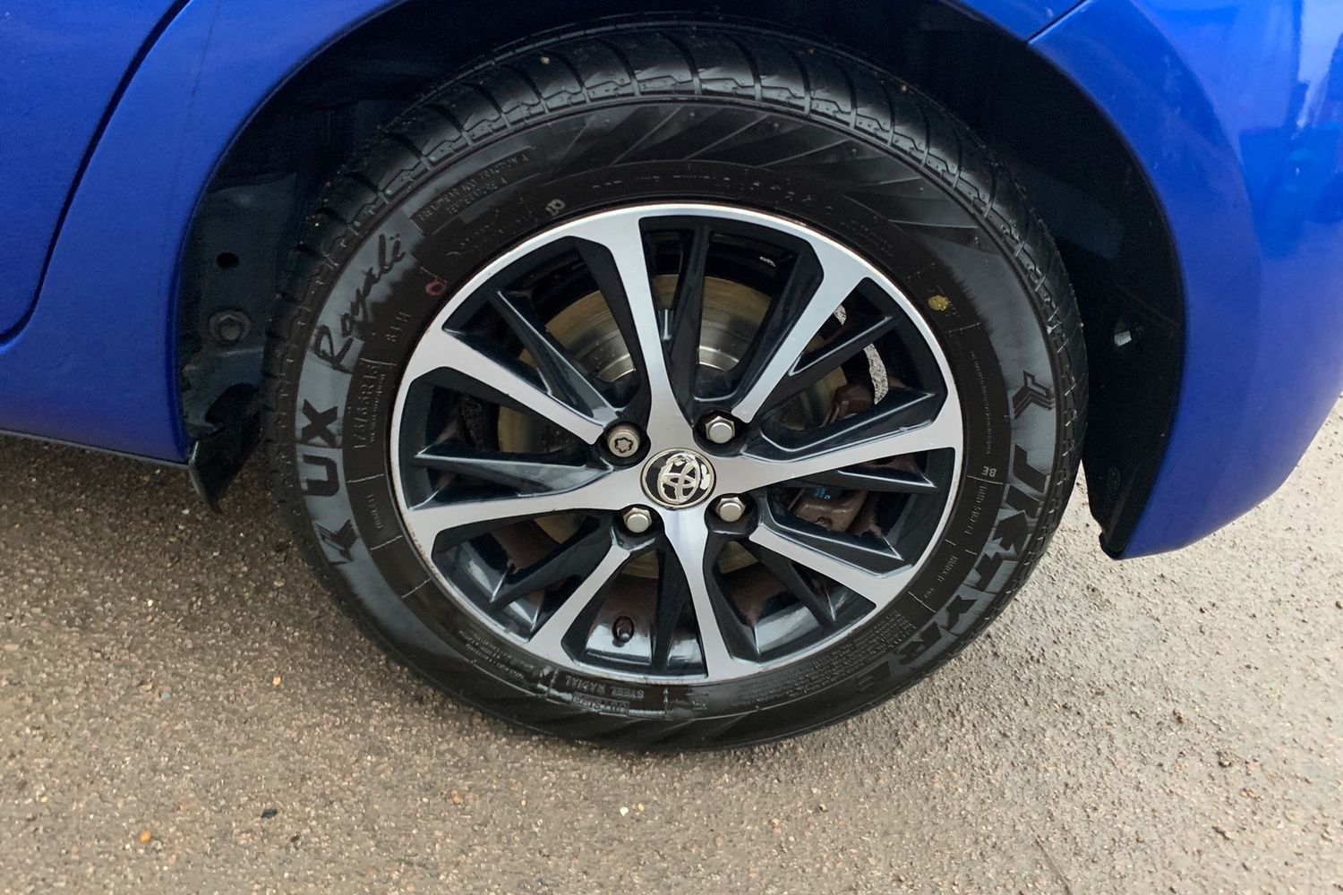 Used Toyota Yaris 2019 for sale - 76763120: Photo 34