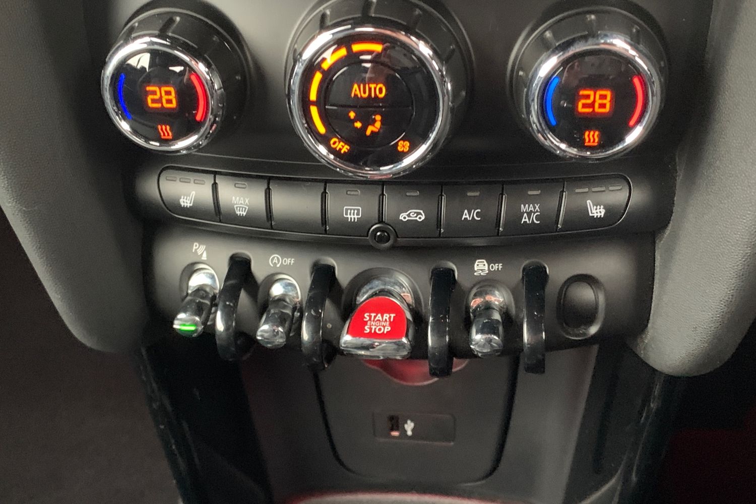 Used MINI Convertible 2019 for sale - 77409465: Photo 25