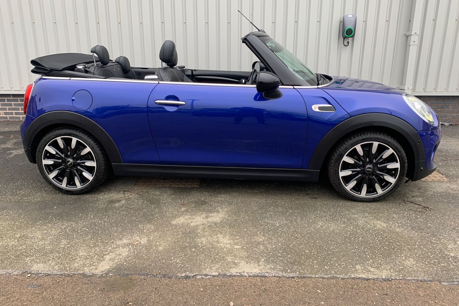 Used MINI Convertible 2019 for sale - 77409465: Photo 36