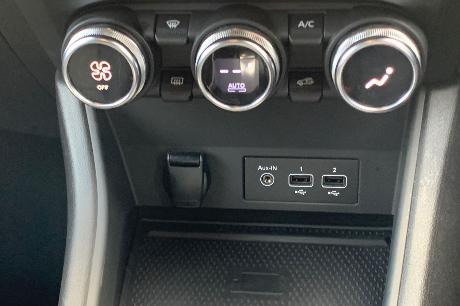 Used Renault Captur 2022 for sale - 77460981: Photo 32