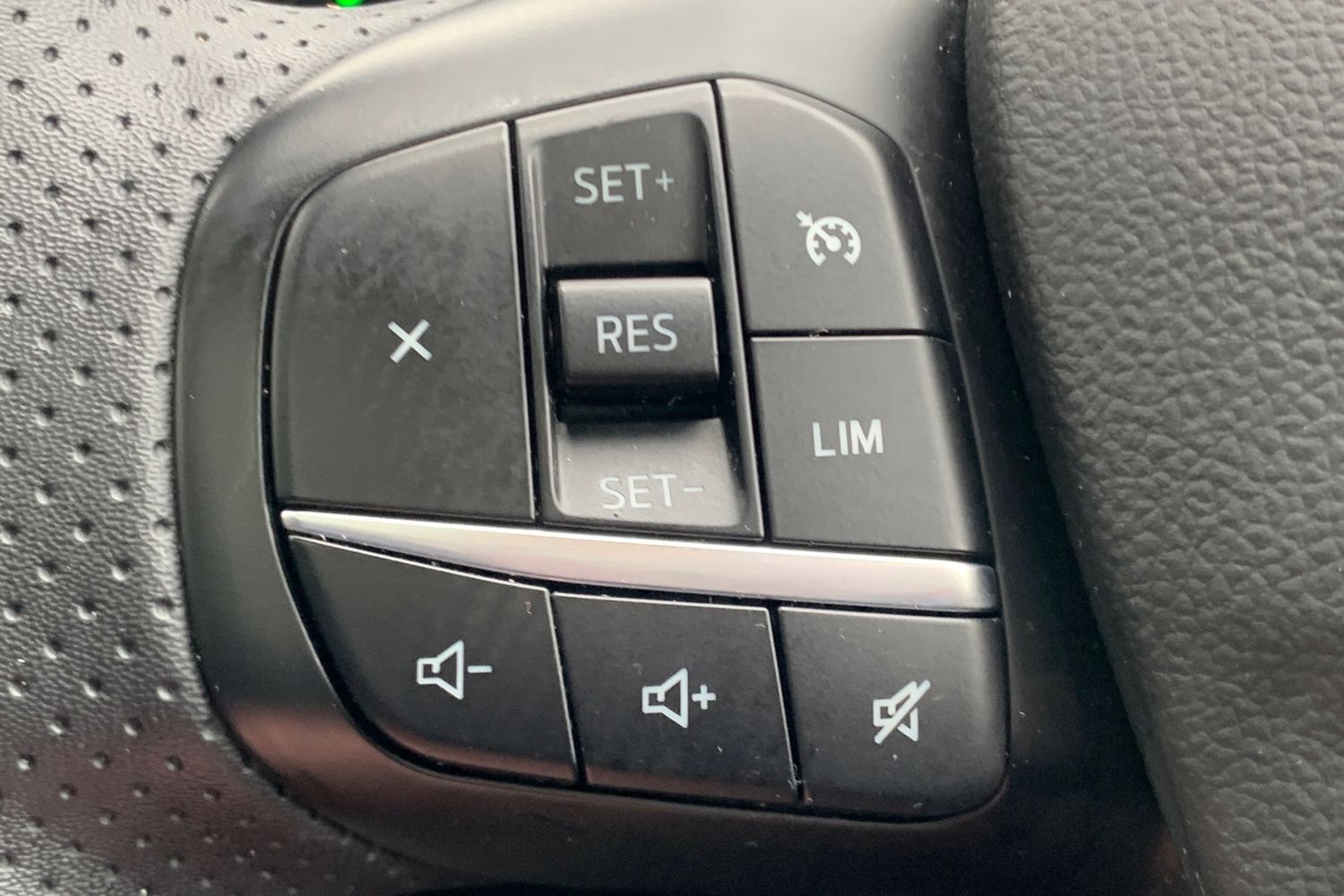 Used Ford Kuga 2023 for sale - 77584349: Photo 37