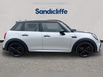 Used MINI Hatch 2022 for sale - 75750005: Photo