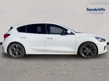 Used Ford Focus 2019 for sale - 78308235: Photo