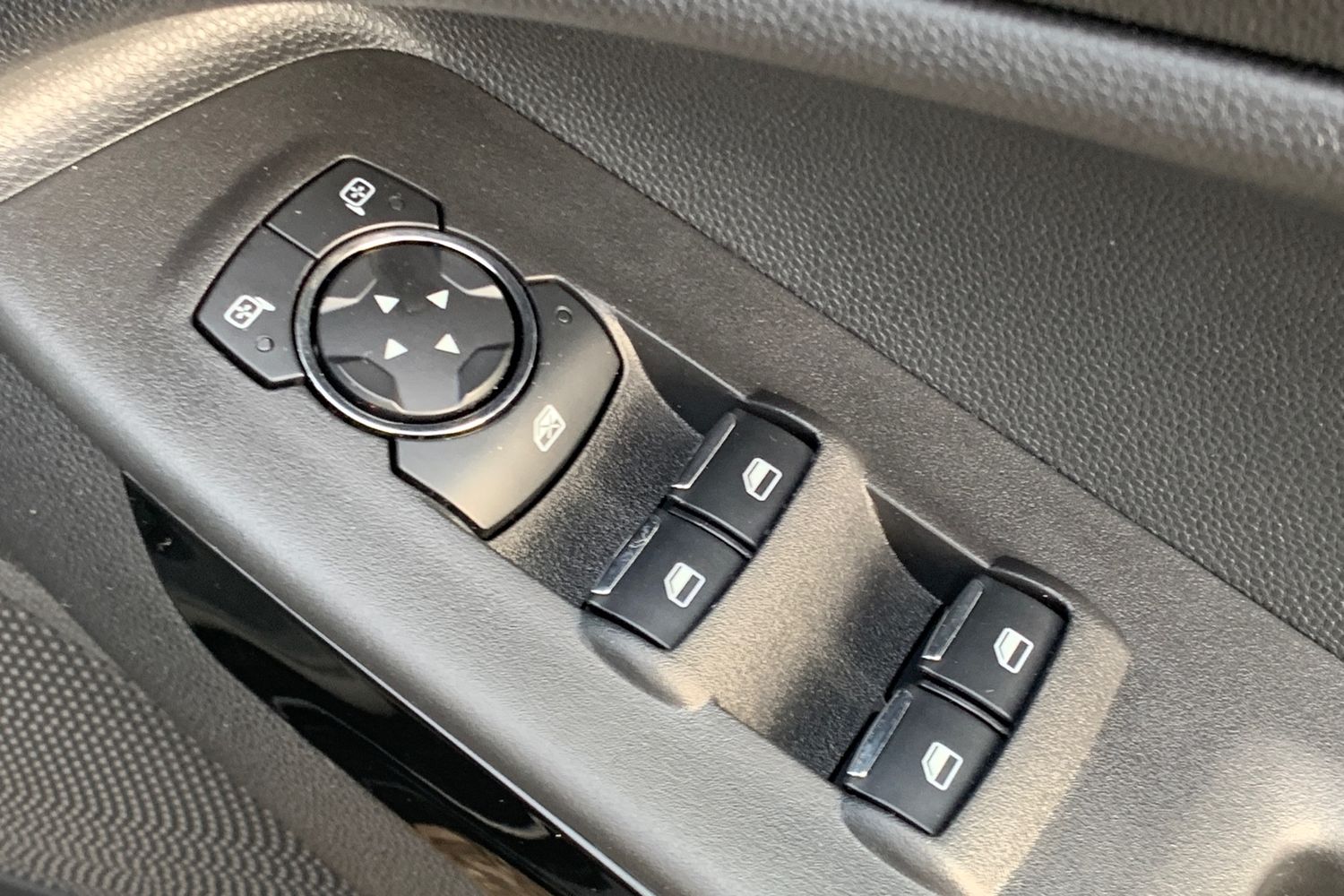 Used Ford Ecosport 2023 for sale - 77873216: Photo 37