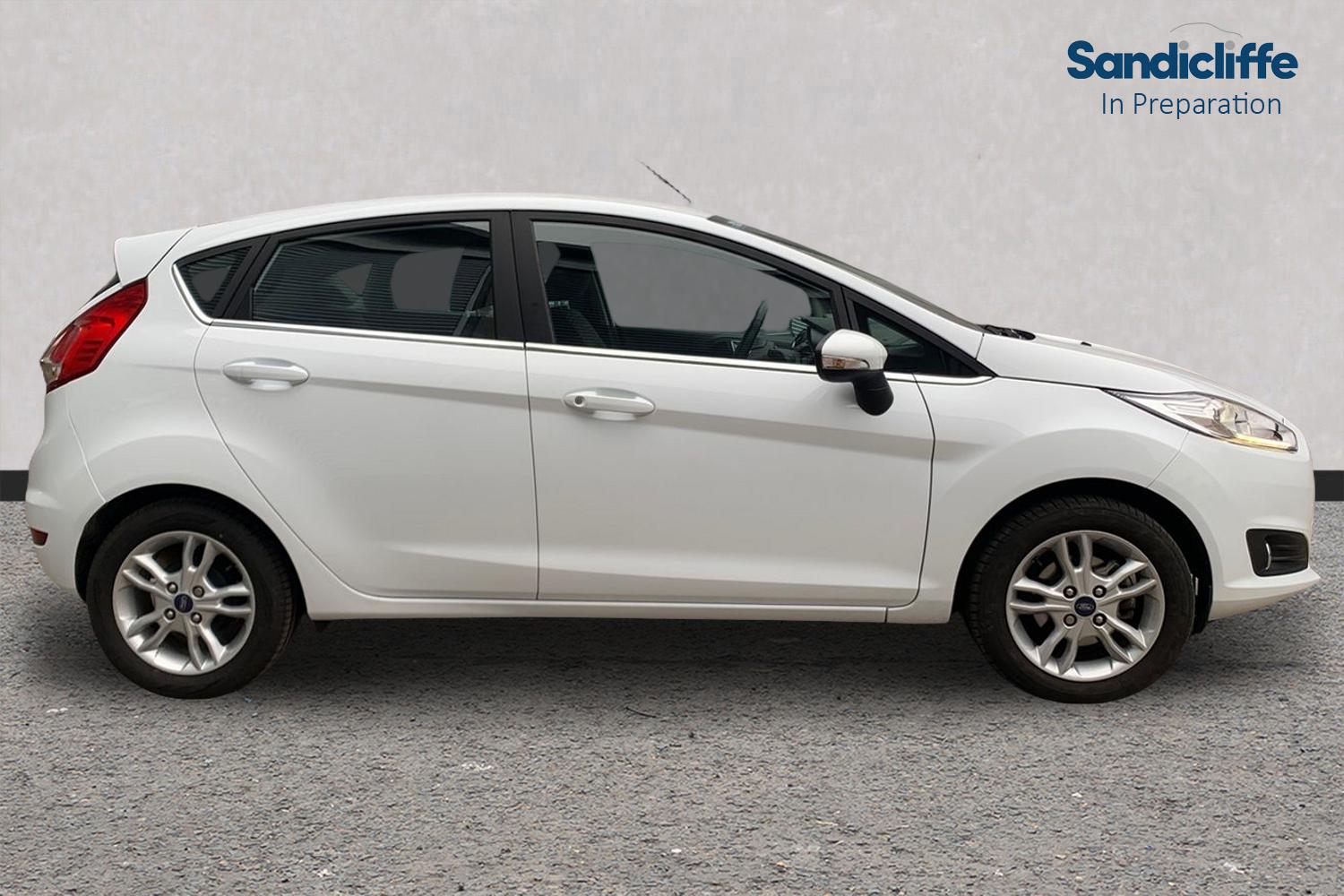 Used Ford Fiesta 2017 for sale - 78092682: Photo 2