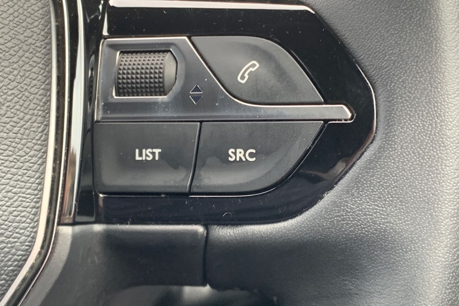 Used Peugeot 2008 2023 for sale - 78070691: Photo 22