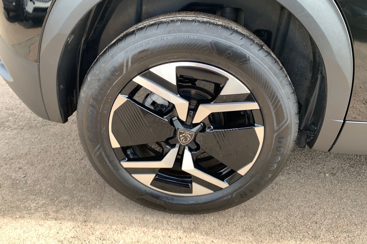 Used Peugeot 2008 2023 for sale - 78070691: Photo 41